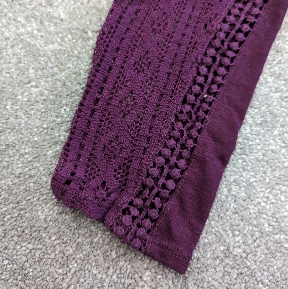 SMART Set purple crochet accent hollow long sleeve top women's XS - Picture 3 of 9